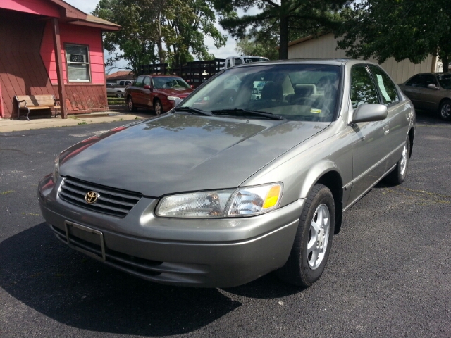 1999 Toyota Camry X