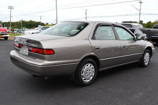 1999 Toyota Camry X