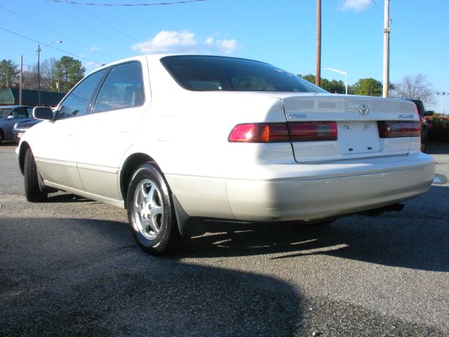 1999 Toyota Camry X