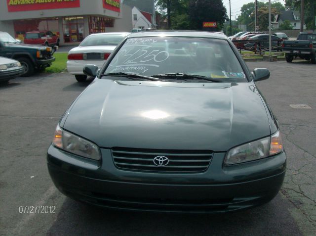 1999 Toyota Camry SEL Sport Utility 4D