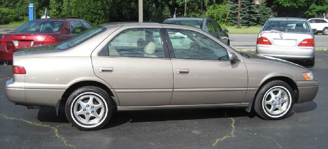 1999 Toyota Camry SEL Sport Utility 4D