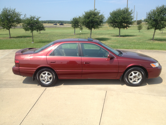 1999 Toyota Camry SEL Sport Utility 4D