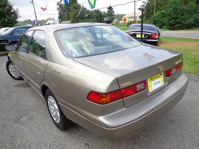 1999 Toyota Camry SEL Sport Utility 4D