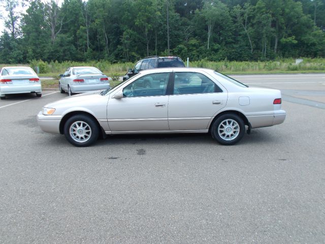 1999 Toyota Camry X