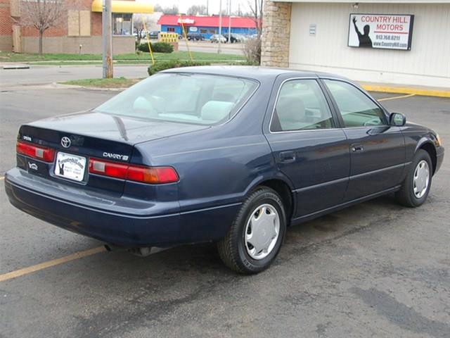 1999 Toyota Camry SEL Sport Utility 4D