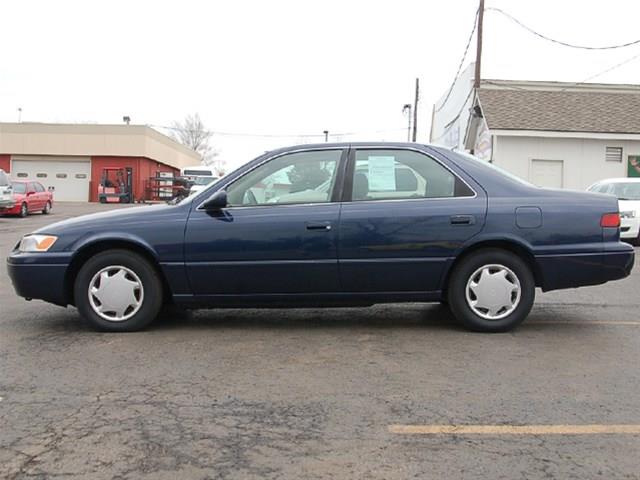 1999 Toyota Camry SEL Sport Utility 4D