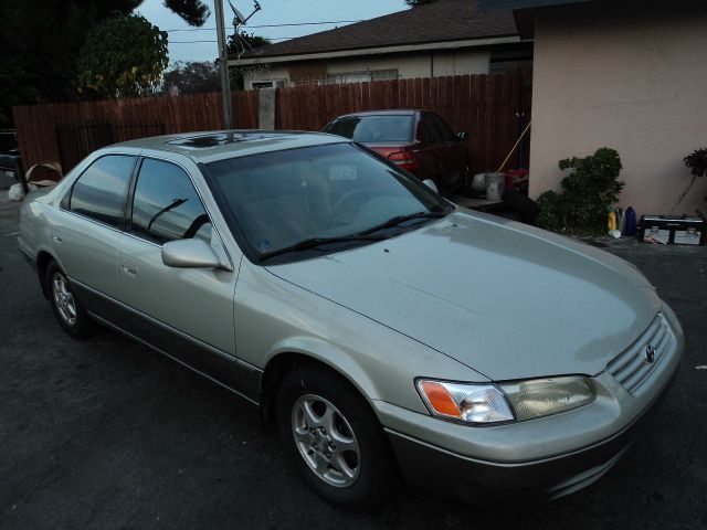 1999 Toyota Camry X