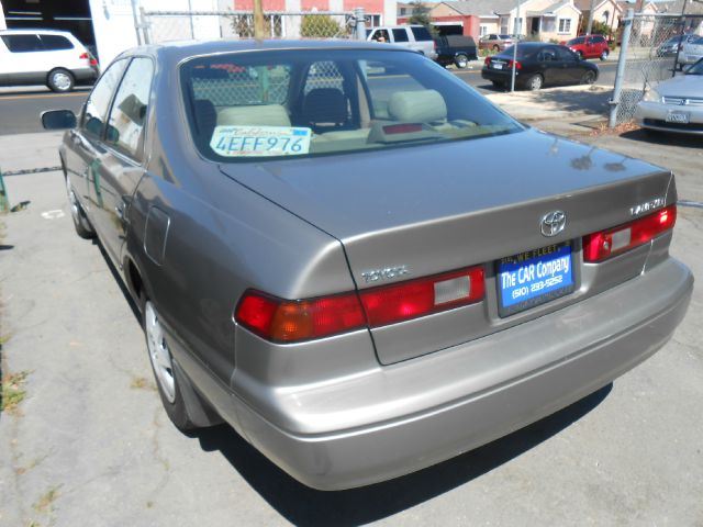 1999 Toyota Camry X