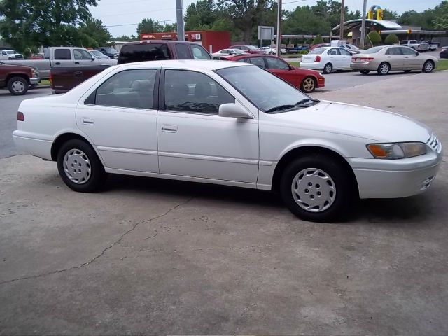 1999 Toyota Camry SEL Sport Utility 4D