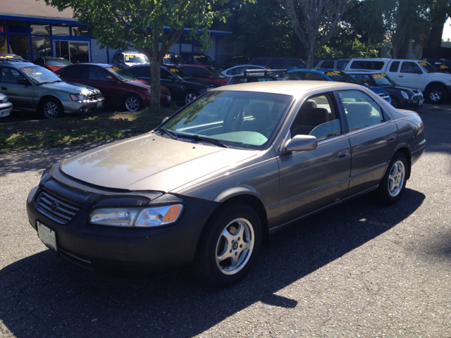 1999 Toyota Camry X