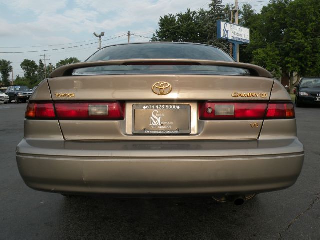 1999 Toyota Camry Ext. Cab 6.5-ft. Bed 4WD