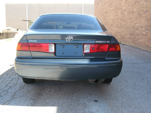 2000 Toyota Camry X