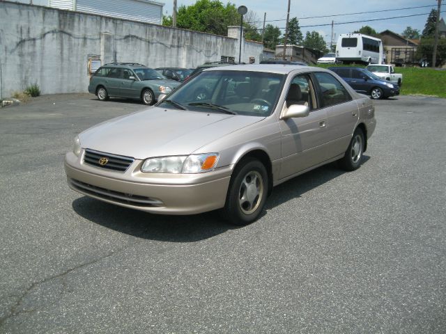 2000 Toyota Camry X