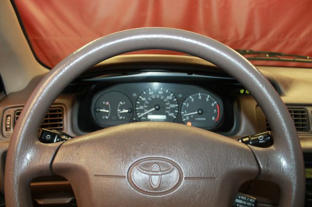 2000 Toyota Camry SEL Sport Utility 4D