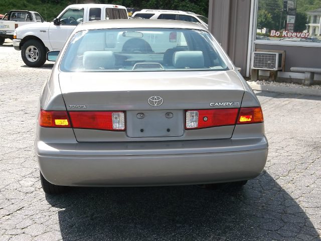 2000 Toyota Camry X