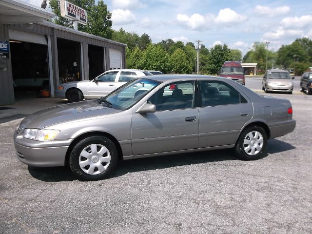 2000 Toyota Camry X