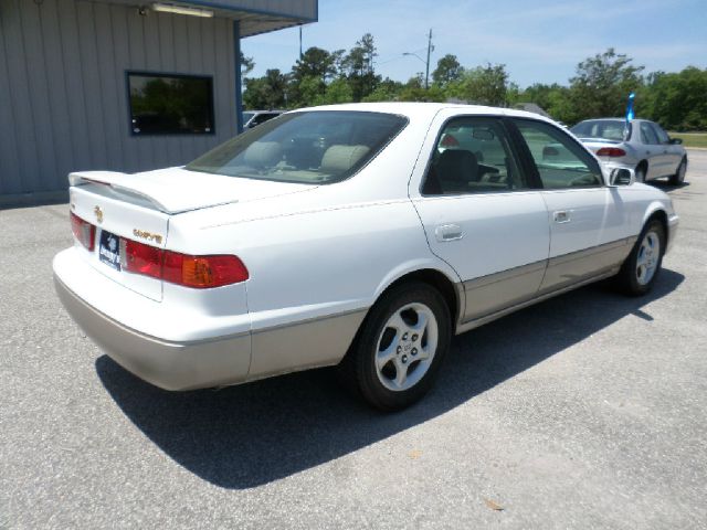 2000 Toyota Camry X