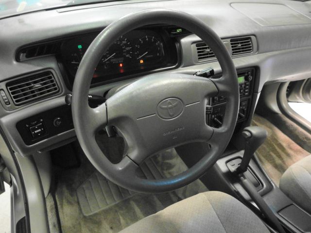 2000 Toyota Camry X