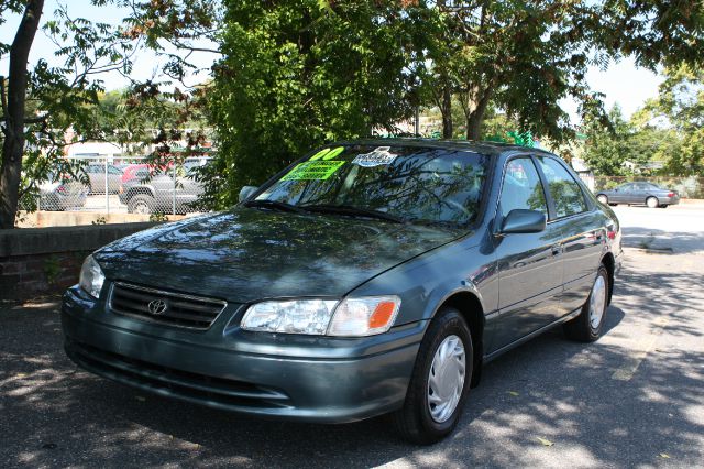 2000 Toyota Camry SEL Sport Utility 4D