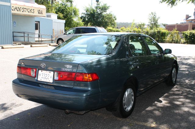 2000 Toyota Camry SEL Sport Utility 4D