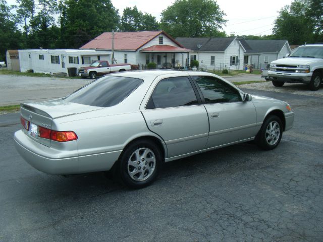 2000 Toyota Camry X