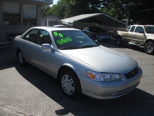 2000 Toyota Camry X