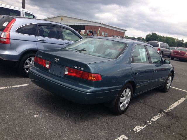 2000 Toyota Camry X