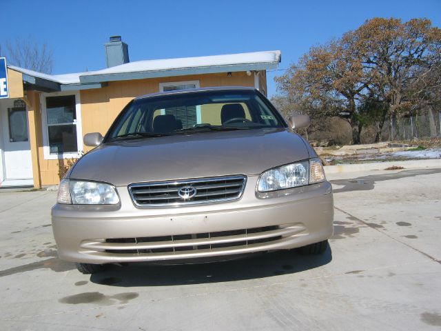 2000 Toyota Camry Unknown