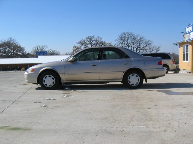 2000 Toyota Camry Unknown