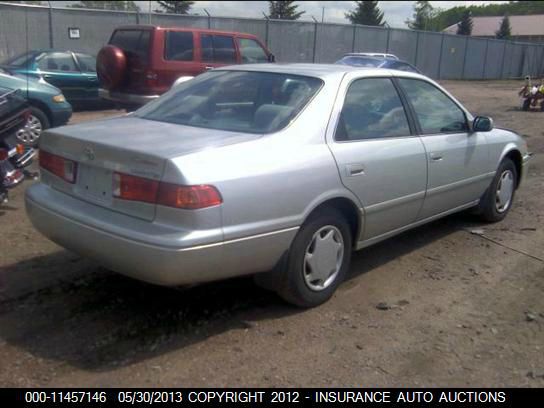 2000 Toyota Camry X