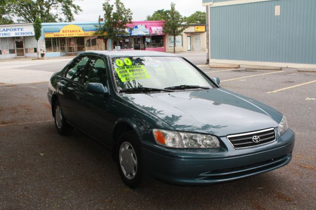 2000 Toyota Camry SEL Sport Utility 4D