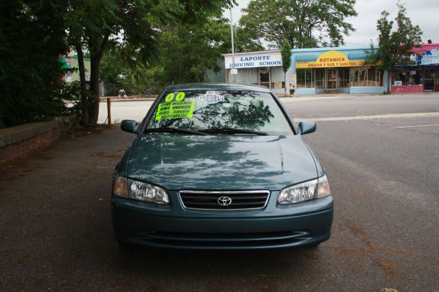 2000 Toyota Camry SEL Sport Utility 4D