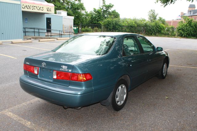 2000 Toyota Camry SEL Sport Utility 4D