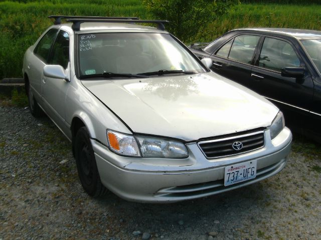 2000 Toyota Camry SEL Sport Utility 4D