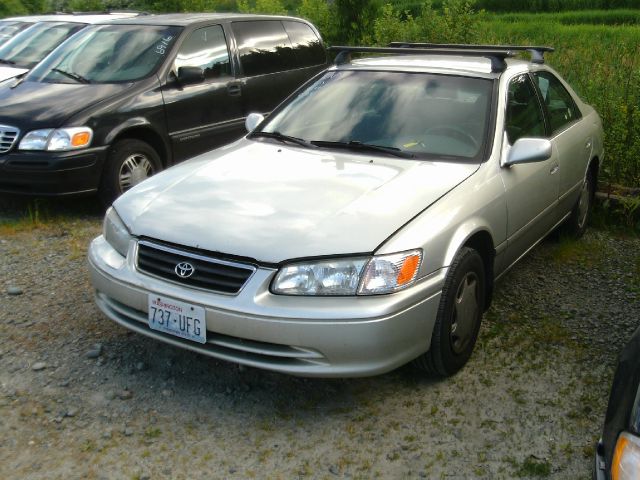 2000 Toyota Camry SEL Sport Utility 4D