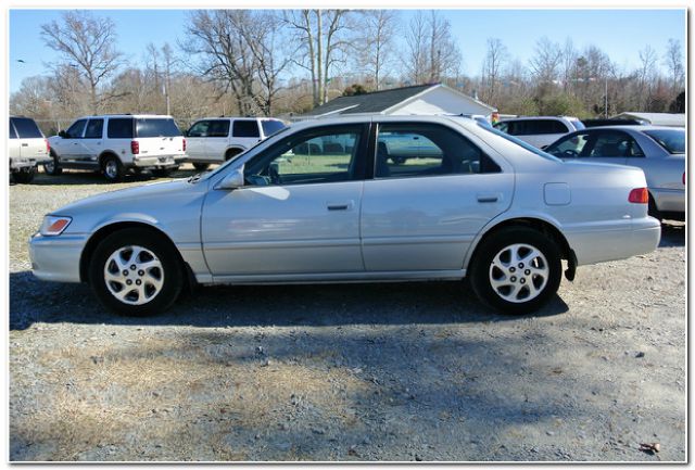 2000 Toyota Camry Enthusiast 2D Roadster