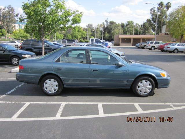 2000 Toyota Camry Unknown