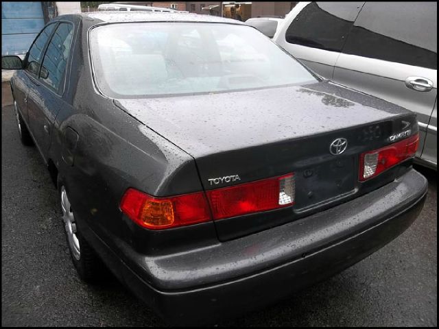 2000 Toyota Camry X