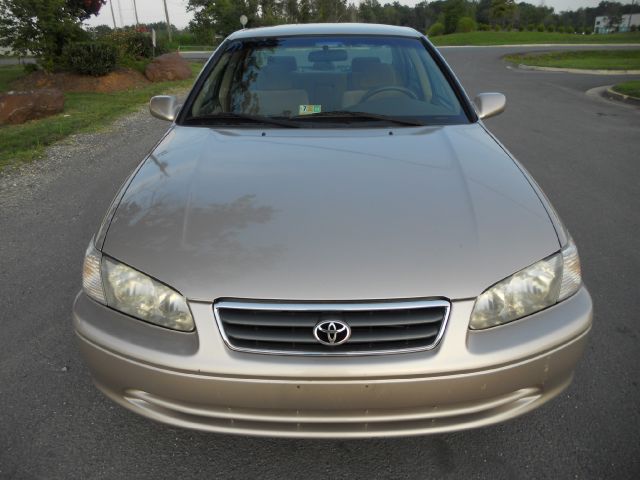 2000 Toyota Camry X