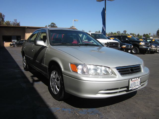 2000 Toyota Camry SEL Sport Utility 4D