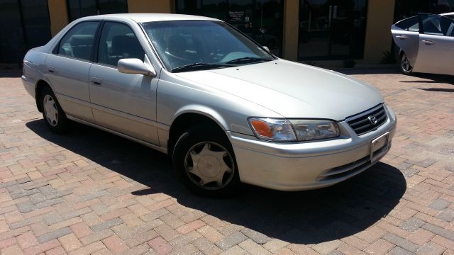 2000 Toyota Camry SEL Sport Utility 4D