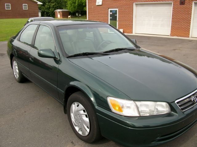 2001 Toyota Camry SEL Sport Utility 4D