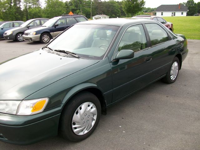 2001 Toyota Camry SEL Sport Utility 4D