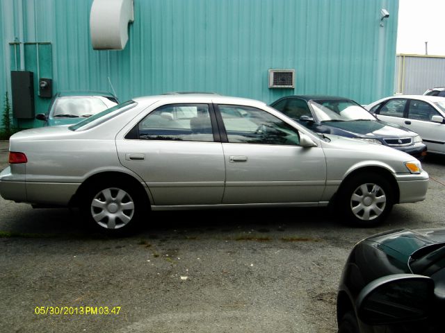 2001 Toyota Camry SEL Sport Utility 4D