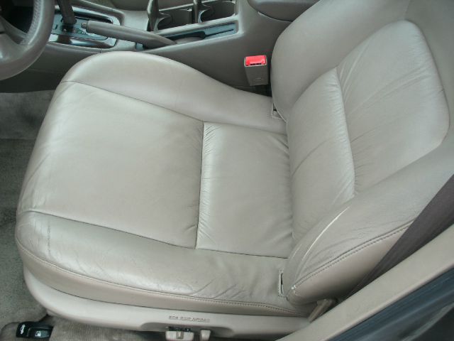 2001 Toyota Camry Ext. Cab 6.5-ft. Bed 4WD