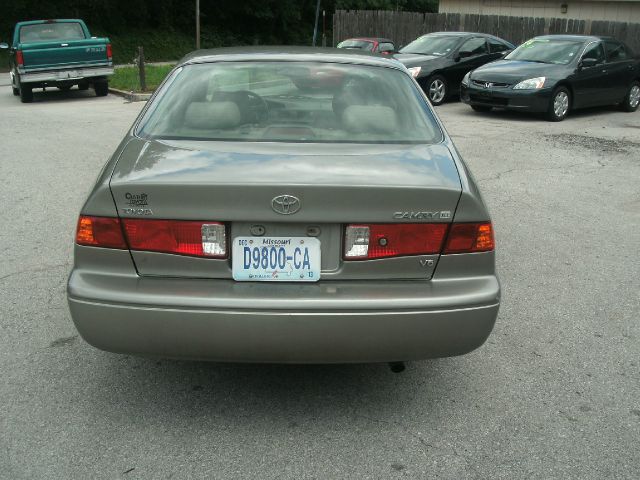 2001 Toyota Camry Ext. Cab 6.5-ft. Bed 4WD