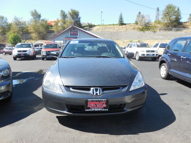 2002 Toyota Camry Ext. Cab 6.5-ft. Bed 4WD