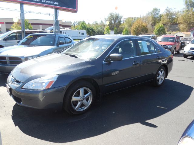 2002 Toyota Camry Ext. Cab 6.5-ft. Bed 4WD