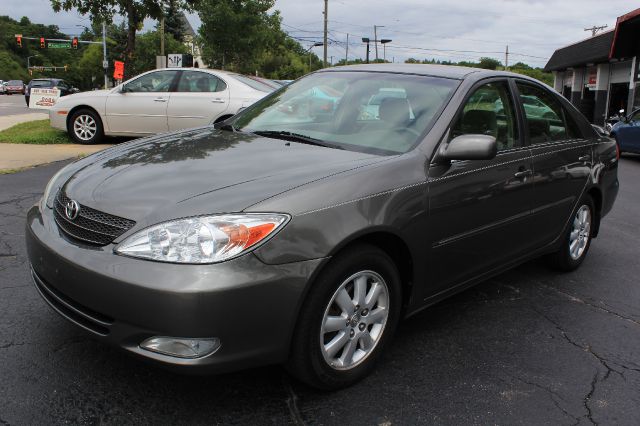 2003 Toyota Camry Ext. Cab 6.5-ft. Bed 4WD