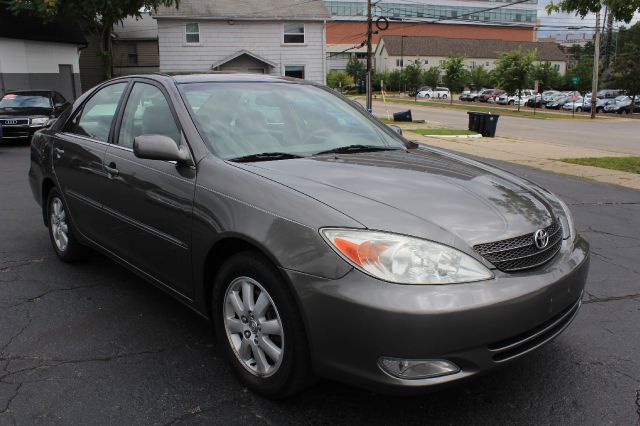 2003 Toyota Camry Ext. Cab 6.5-ft. Bed 4WD